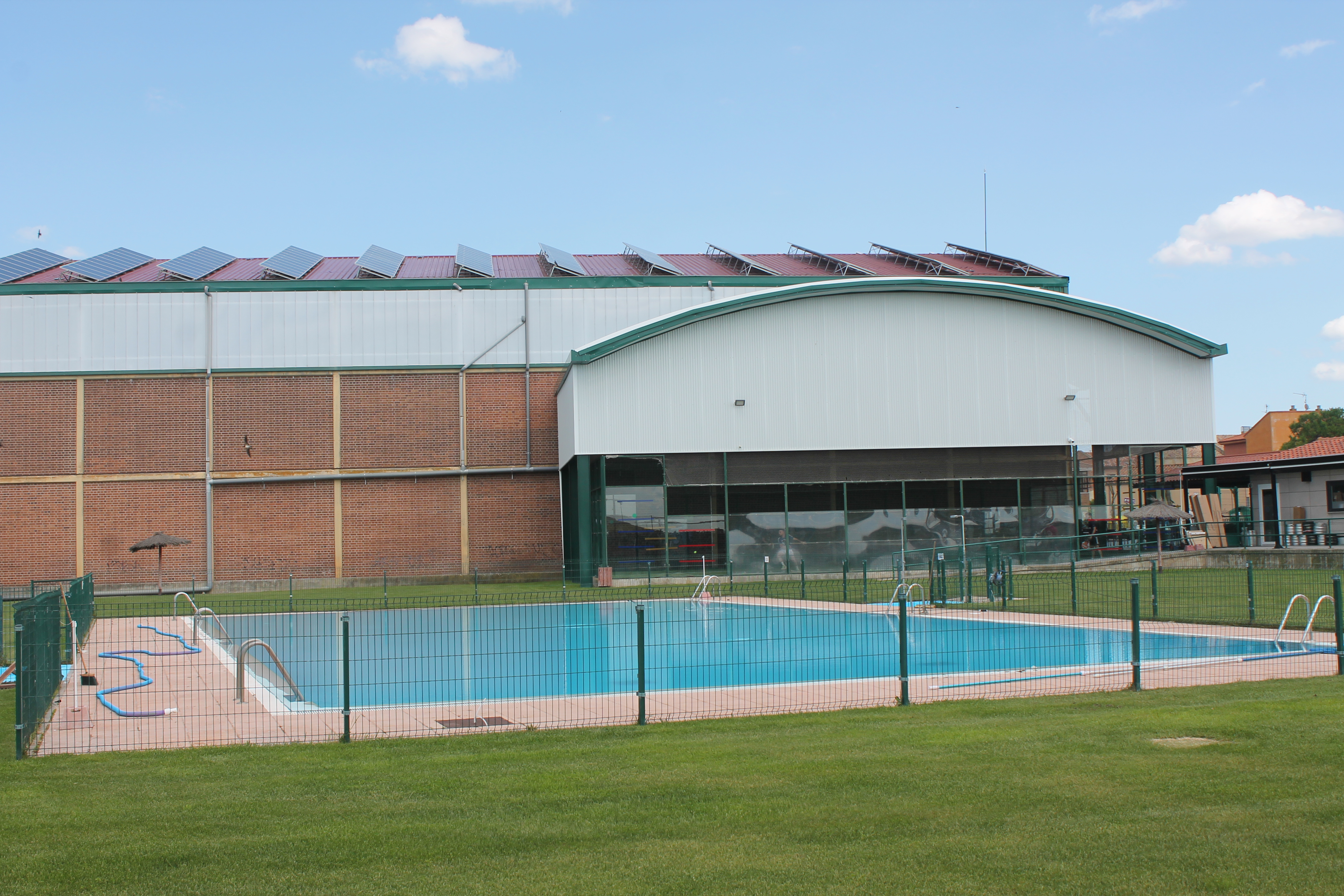 PISCINAS MUNICIPALES