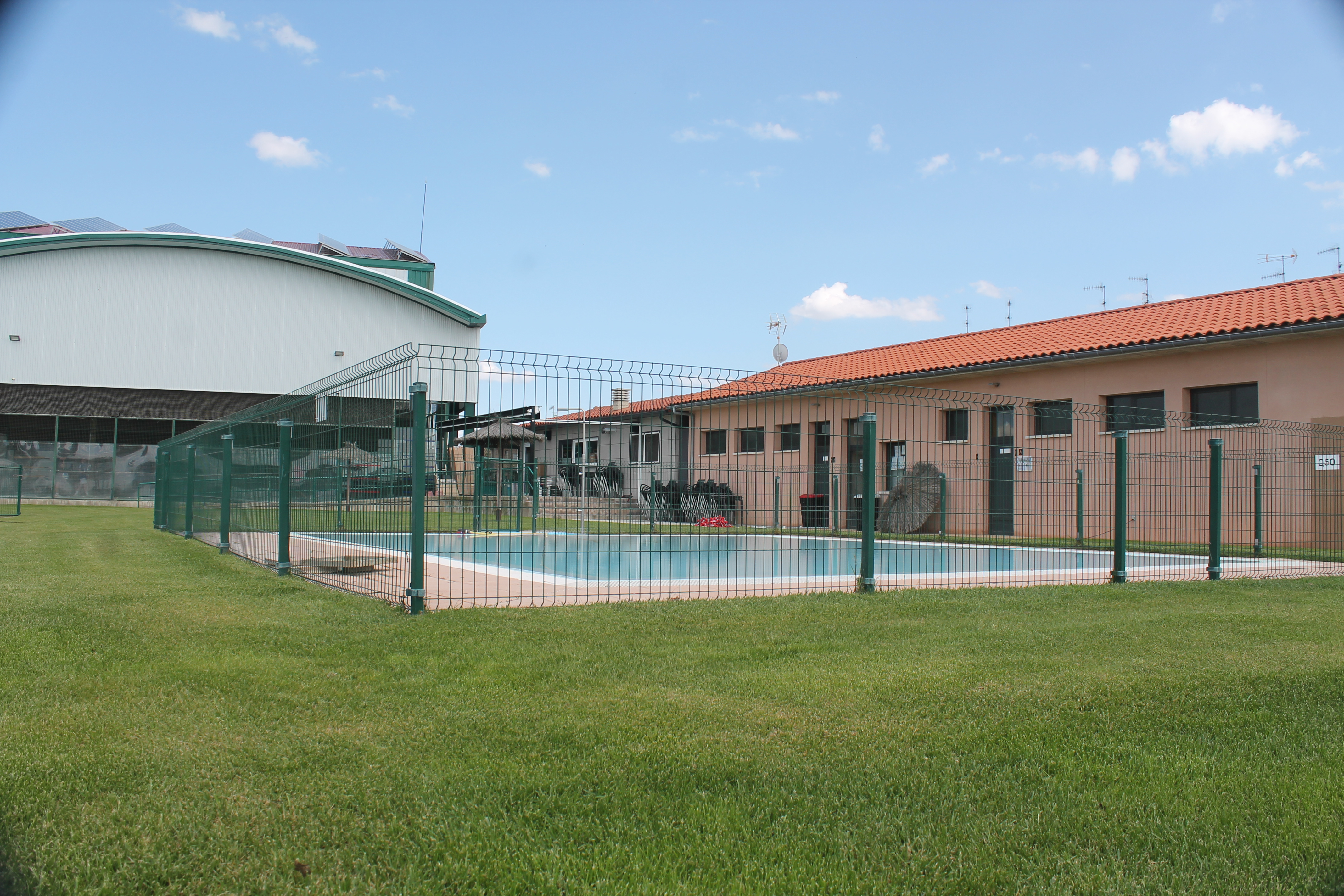 PISCINAS MUNICIPALES
