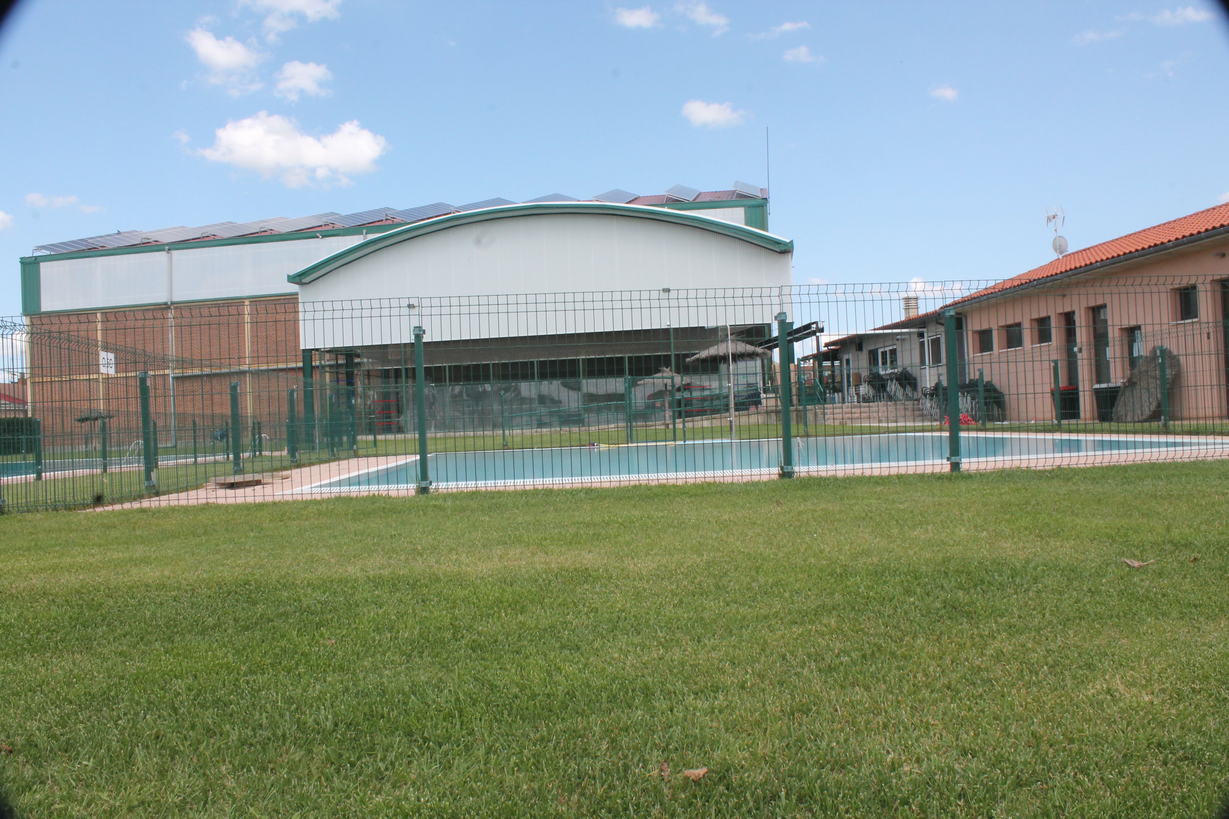 PISCINAS MUNICIPALES